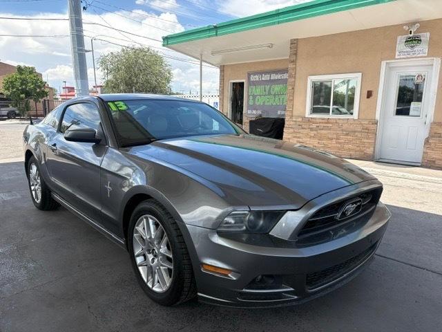 Ford Mustang V6 Coupe 2013