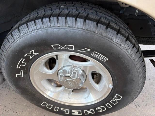 Ford Explorer Sport 4WD 2001