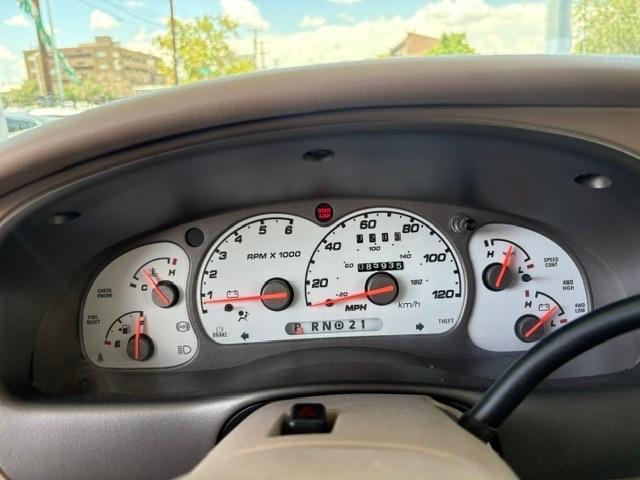 Ford Explorer Sport 4WD 2001