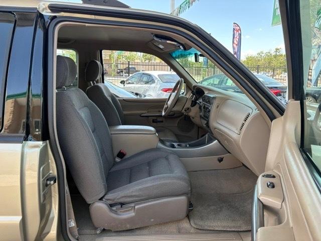 Ford Explorer Sport 4WD 2001