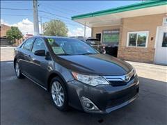 2014 Toyota Camry Hybrid 