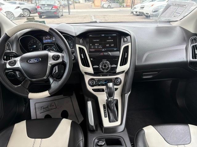 Ford Focus Titanium 2012