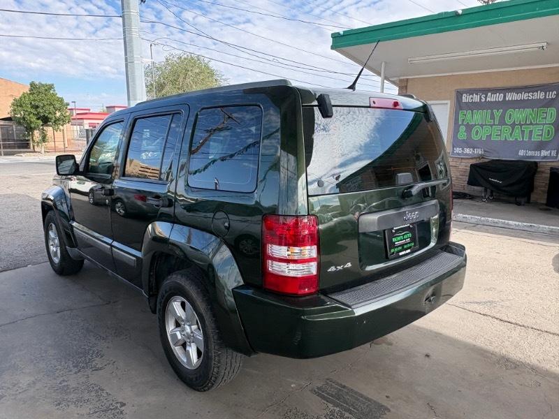 Jeep Liberty Sport 4WD 2011