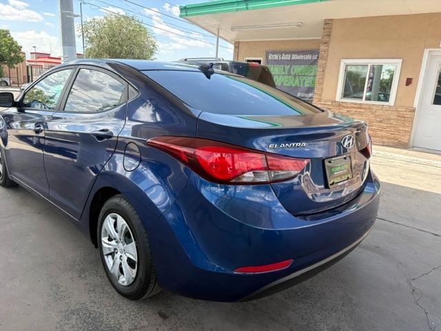 Hyundai Elantra SE 2016