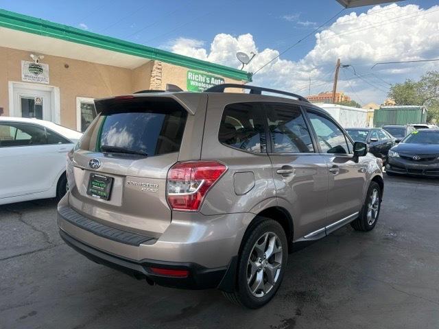 Subaru Forester 2.5i Touring 2016