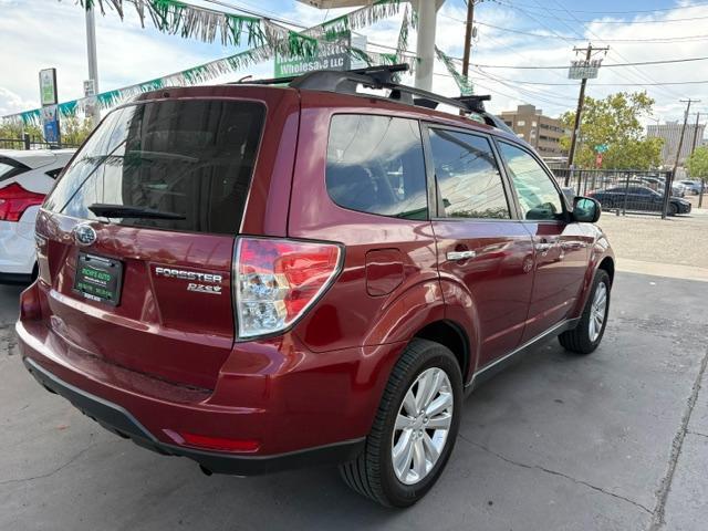 Subaru Forester 2.5X Premium 2012