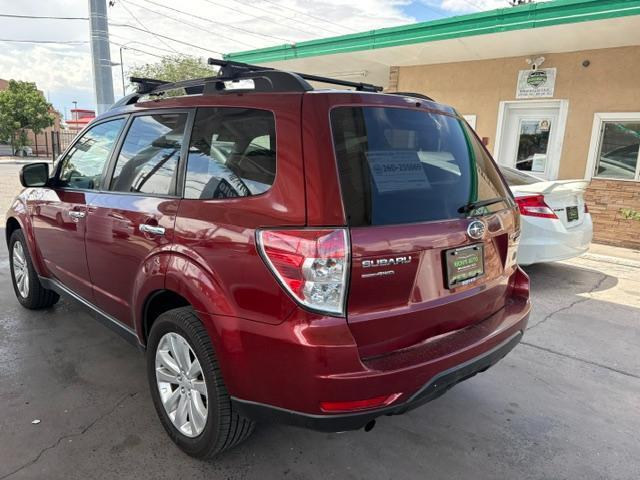 Subaru Forester 2.5X Premium 2012