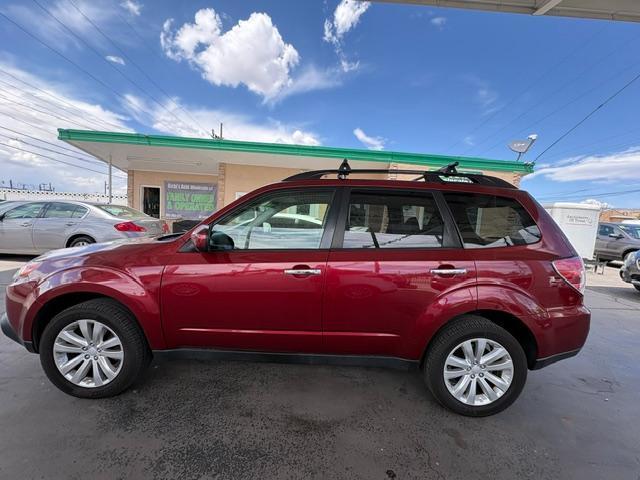 Subaru Forester 2.5X Premium 2012