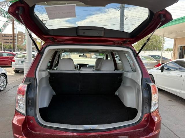 Subaru Forester 2.5X Premium 2012