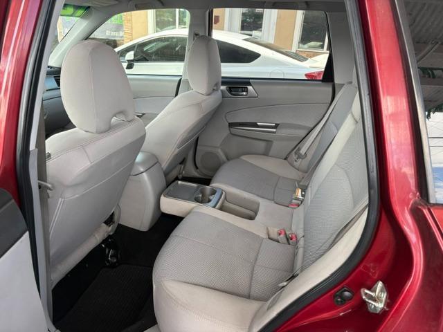 Subaru Forester 2.5X Premium 2012