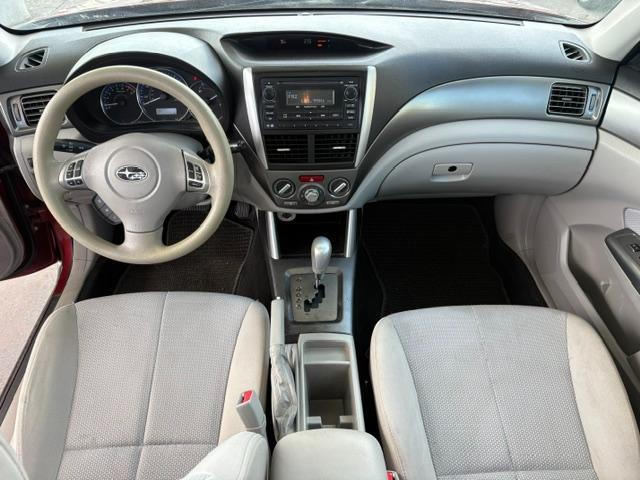 Subaru Forester 2.5X Premium 2012