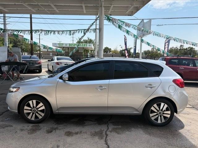 Kia Forte 5-Door EX 2013