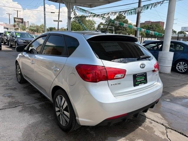 Kia Forte 5-Door EX 2013
