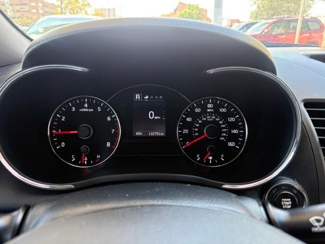 Kia Forte 5-Door LX 2017