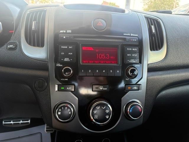 Kia Forte Koup SX 2011