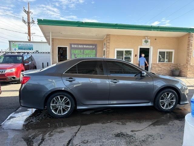 Toyota Camry XLE V6 2014