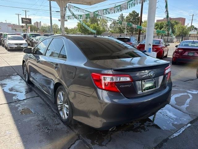 Toyota Camry XLE V6 2014