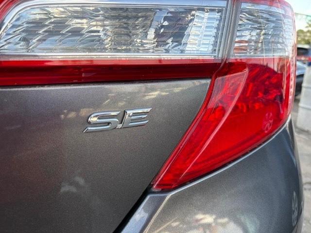 Toyota Camry XLE V6 2014