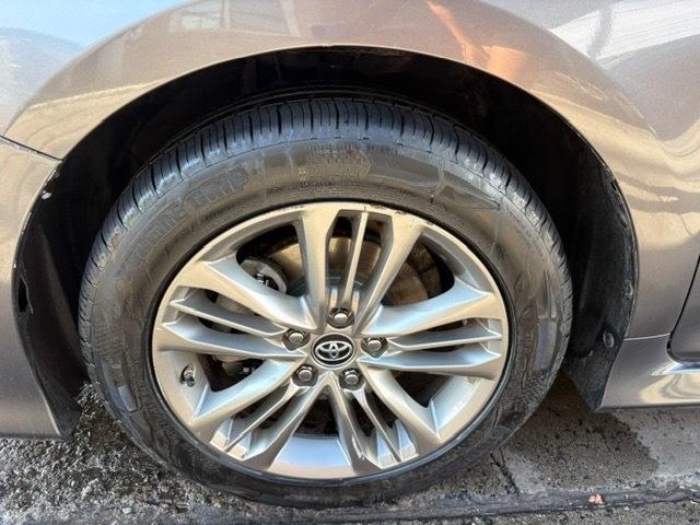 Toyota Camry XLE V6 2014