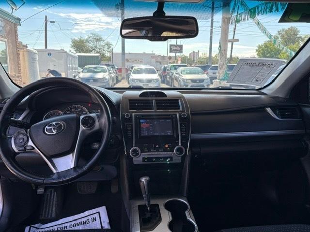 Toyota Camry XLE V6 2014