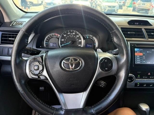Toyota Camry XLE V6 2014