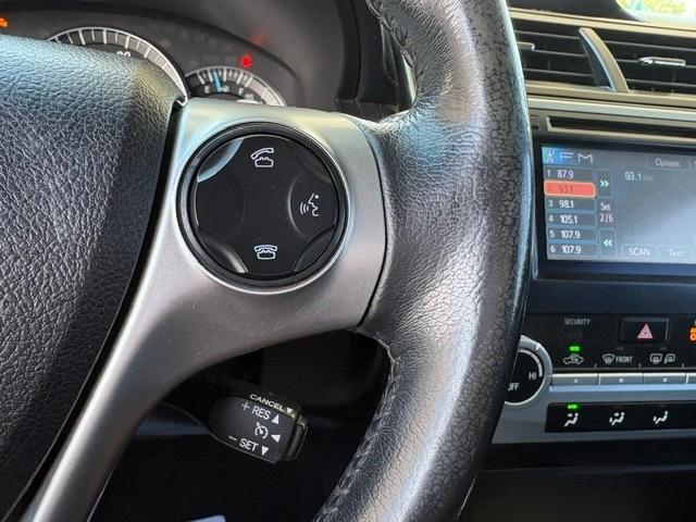 Toyota Camry XLE V6 2014