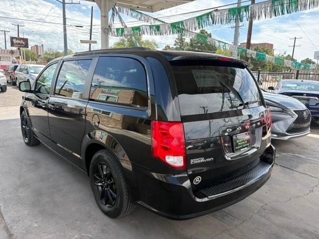 Dodge Grand Caravan SE 2020