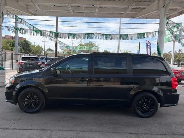 Dodge Grand Caravan SE 2020