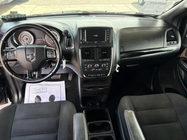 Dodge Grand Caravan SE 2020