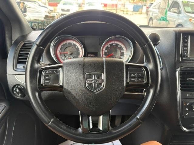 Dodge Grand Caravan SE 2020