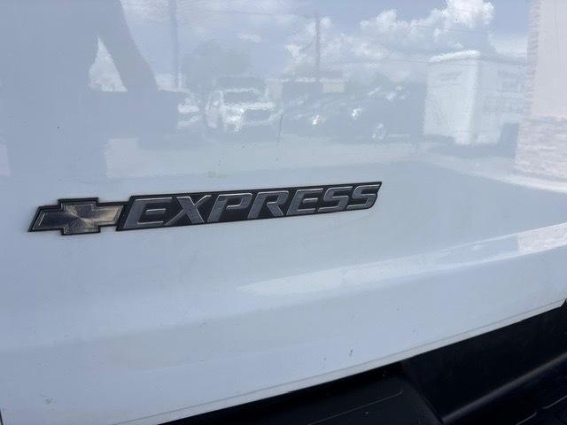 Chevrolet Express 2500 Cargo Extended 2021