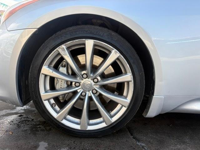 Infiniti G37 Base 2008
