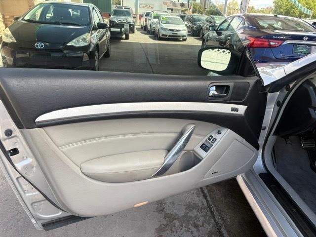 Infiniti G37 Base 2008