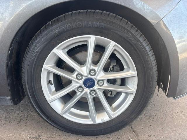 Ford Focus SE Hatch 2016
