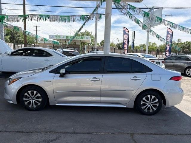 Toyota Corolla LE Hybrid 2020