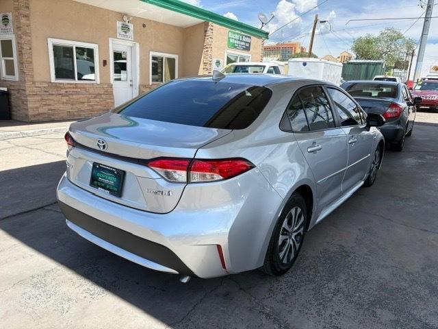 Toyota Corolla LE Hybrid 2020