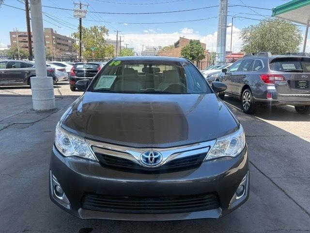 Toyota Camry Hybrid XLE 2014
