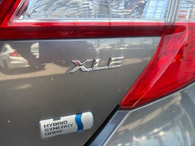 Toyota Camry Hybrid XLE 2014