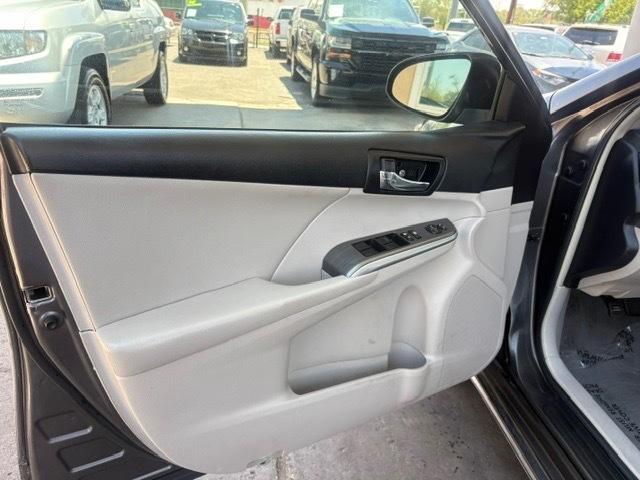 Toyota Camry Hybrid XLE 2014