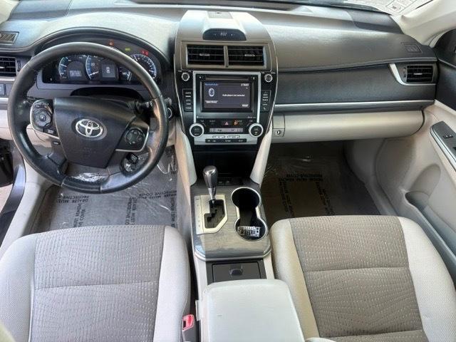 Toyota Camry Hybrid XLE 2014