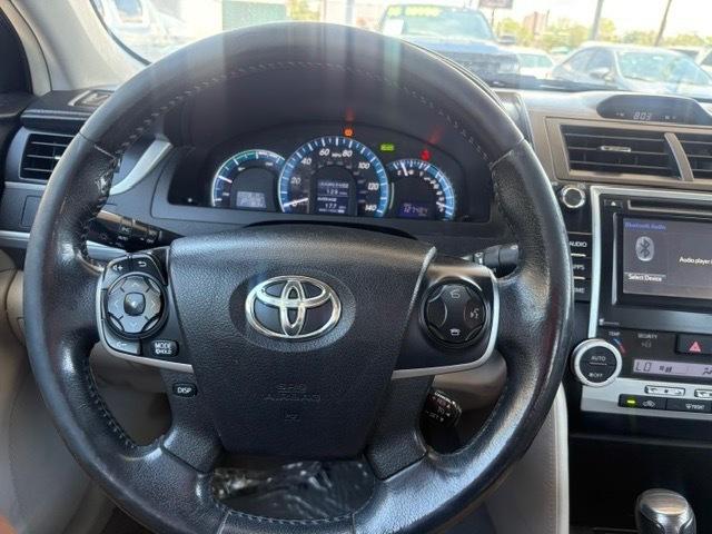 Toyota Camry Hybrid XLE 2014