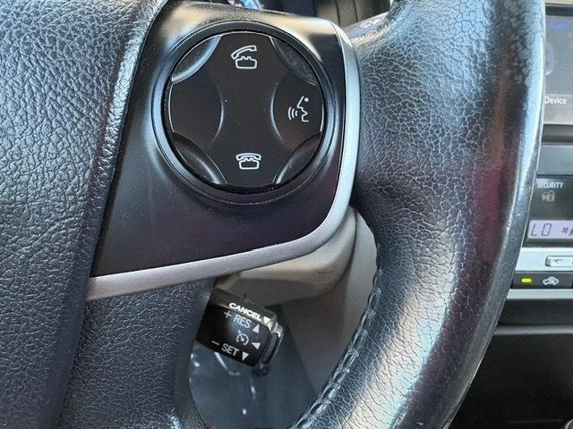 Toyota Camry Hybrid XLE 2014