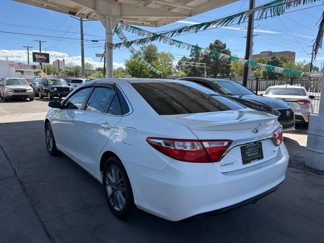 Toyota Camry SE 2015