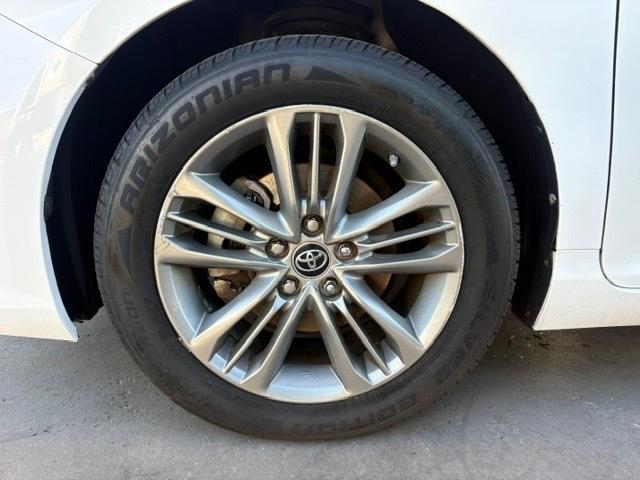 Toyota Camry SE 2015