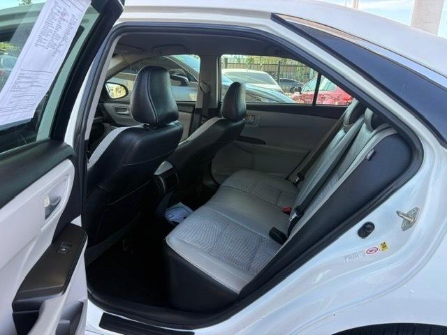 Toyota Camry SE 2015