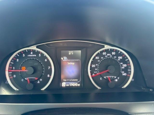 Toyota Camry SE 2015