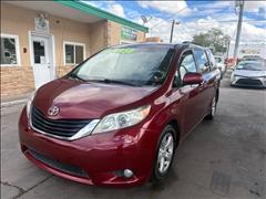 2012 Toyota Sienna 