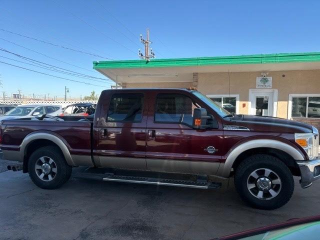 Ford F-250 SD Lariat 2WD 2011