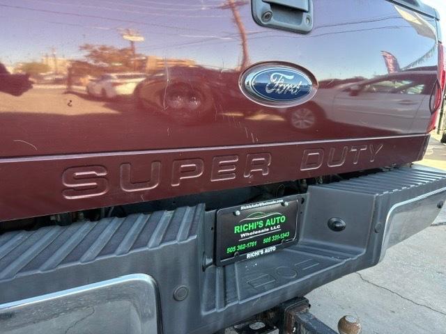 Ford F-250 SD Lariat 2WD 2011
