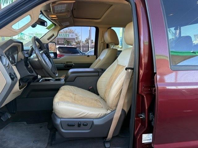 Ford F-250 SD Lariat 2WD 2011